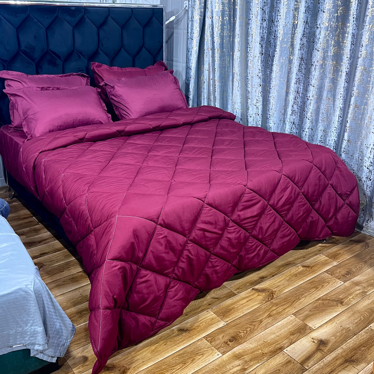 Lot de 1 couette 2 places + 3 couettes 1 place