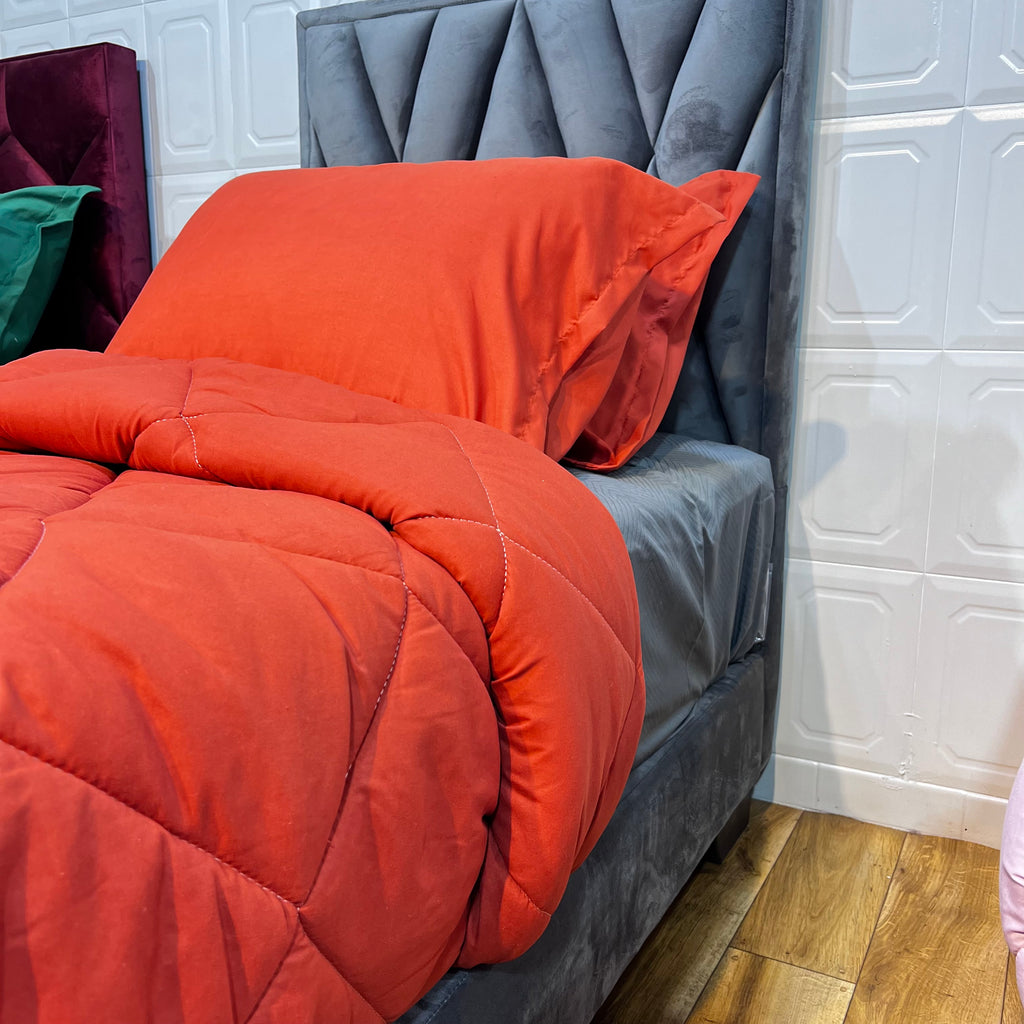 Lot de 1 couette 2 places + 3 couettes 1 place